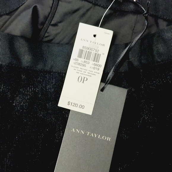 Ann Taylor Textured Black Animal Print Pencil Skirt P5767 - Picture 6 of 8